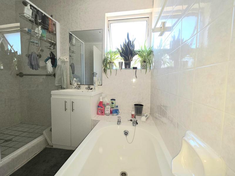 To Let 2 Bedroom Property for Rent in Tyger Valley Western Cape